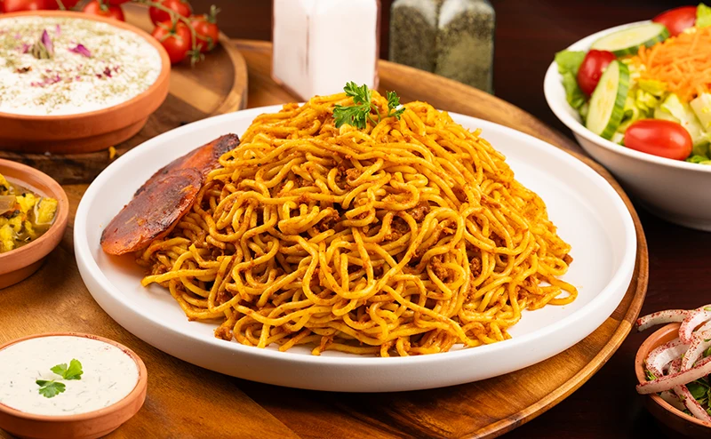 Makarooni (Spaghetti)